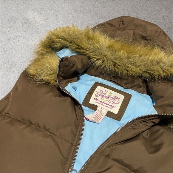 Aeropostale Brown Fur Hooded Puffer Vest - Picture 4 of 5